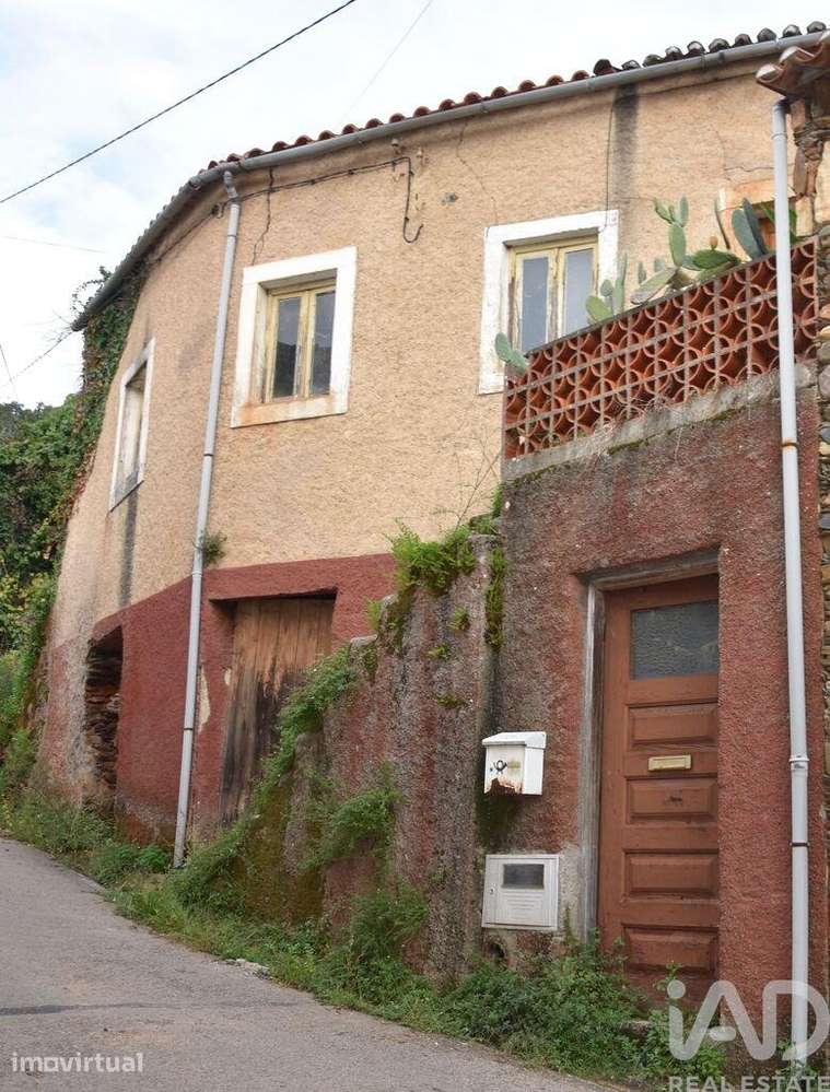 Casa / Villa T3 em Miranda do Corvo de 100,00 m2 - Grande imagem: 2/27