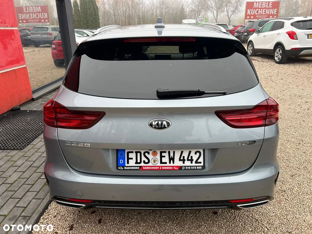 Kia Ceed 1.5 T-GDI DCT7 OPF GT Line - 11