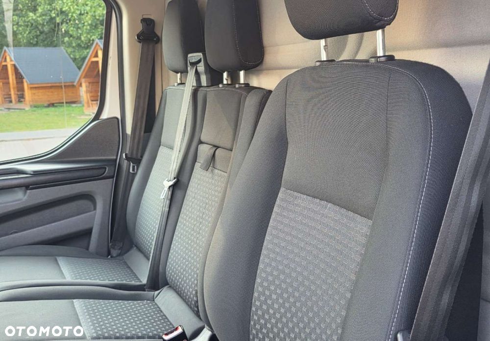 Ford Transit Custom - 10