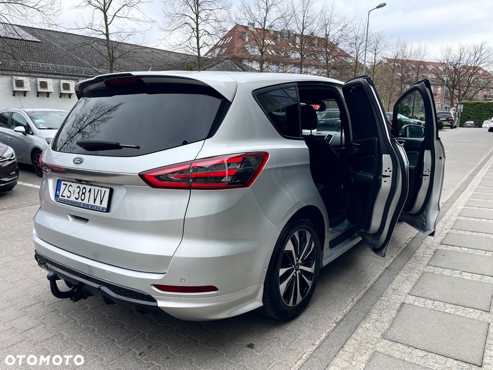 Ford S-Max - 19