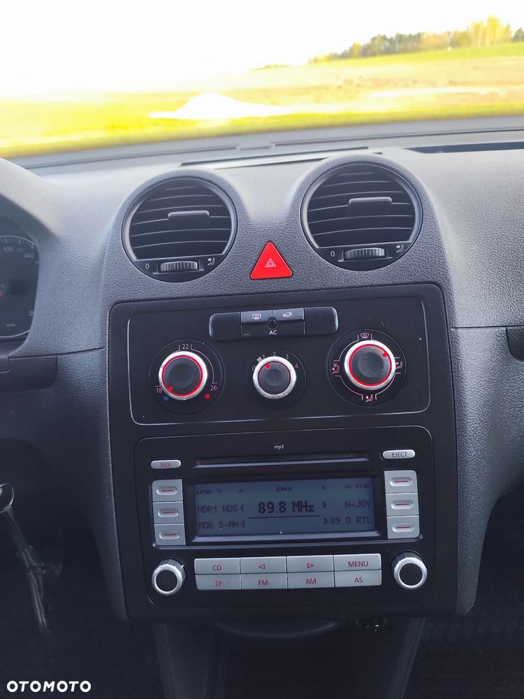 Volkswagen Caddy Life - 22