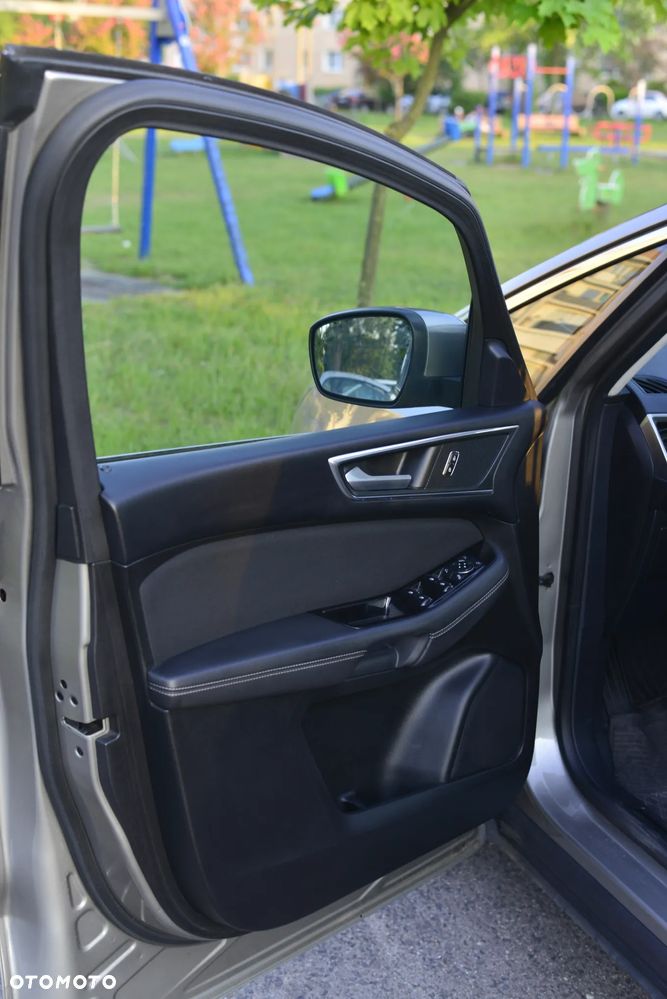 Ford S-Max 2.0 TDCi Titanium PowerShift - 15