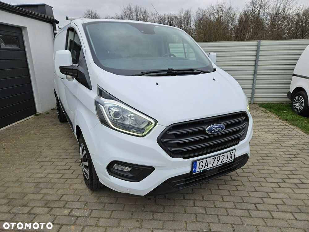 Ford Transit Custom - 22