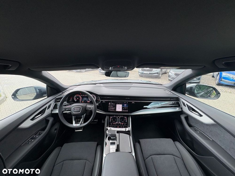 Audi Q8 - 13