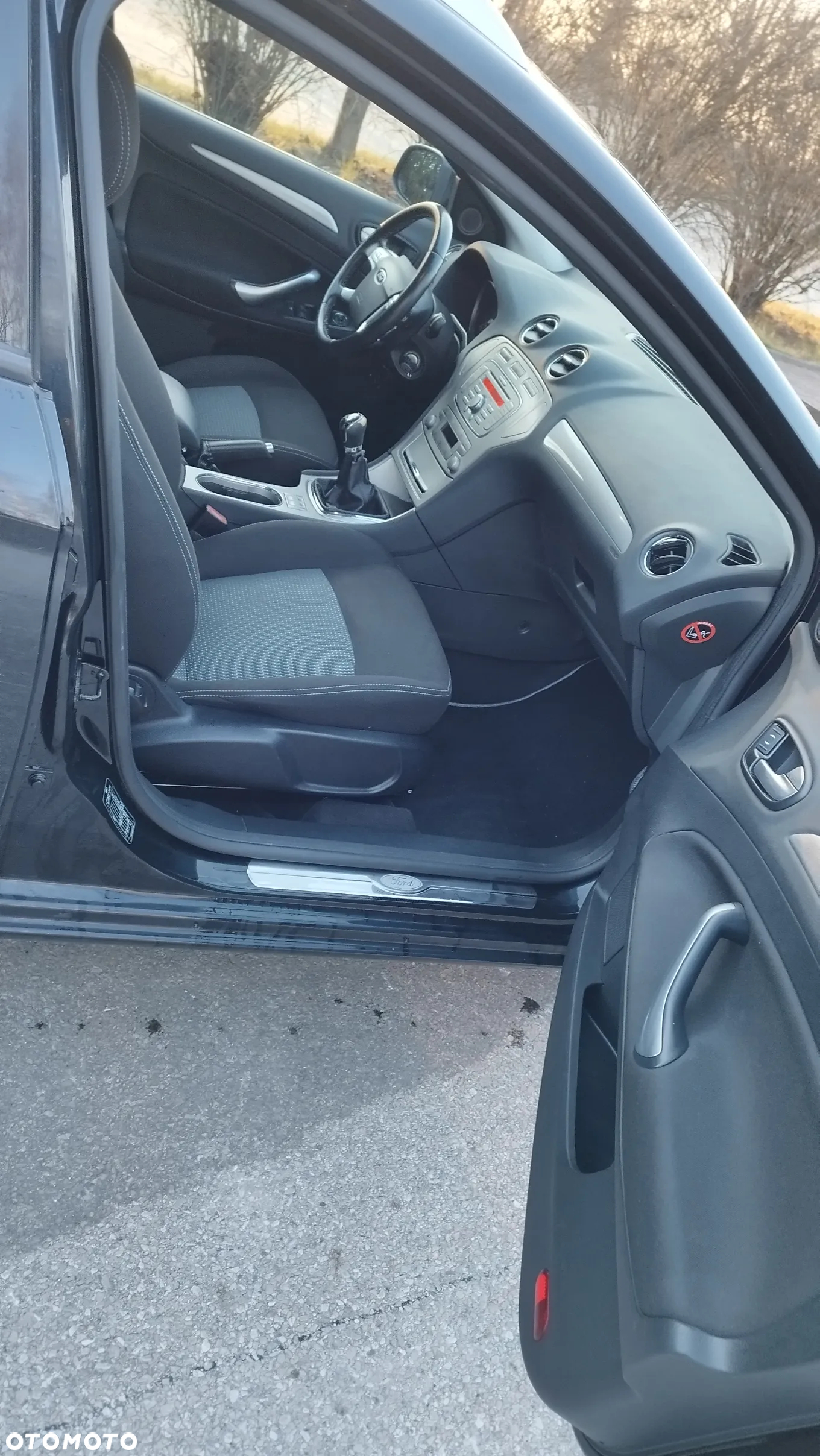 Ford Mondeo 1.6 Ambiente - 15