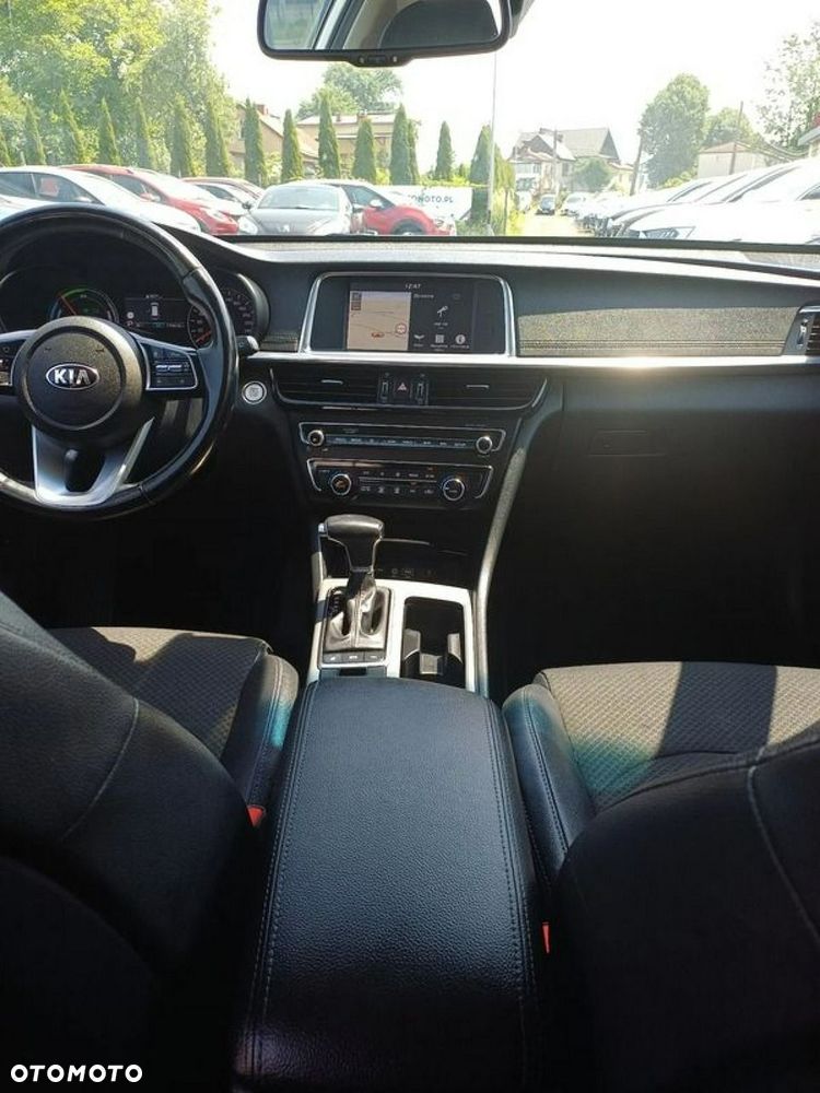 Kia Optima Sportagon 2.0 GDI Attract - 23