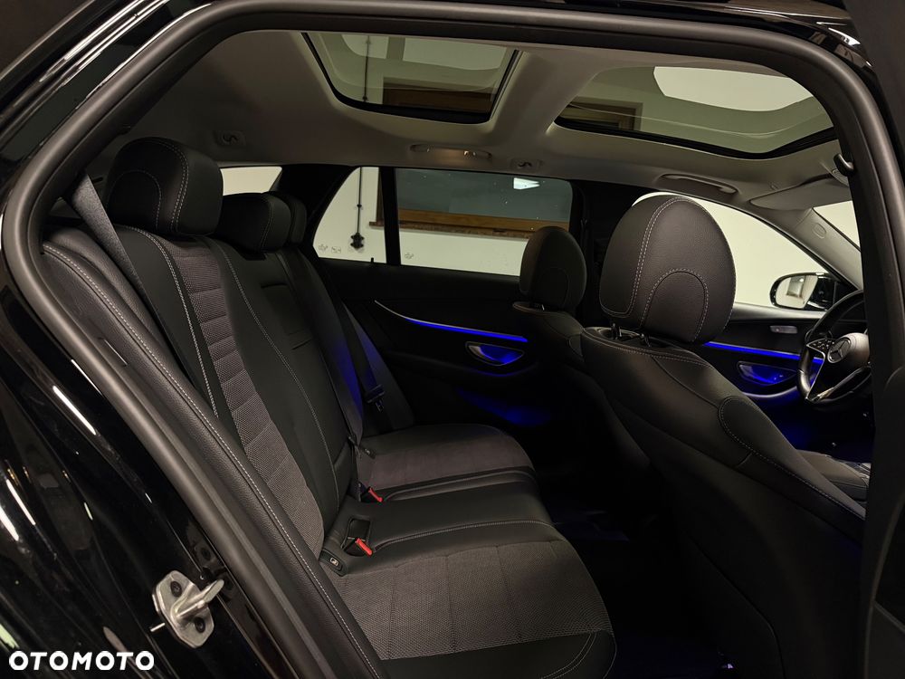 Mercedes-Benz Klasa E 220 d 9G-TRONIC Avantgarde - 20