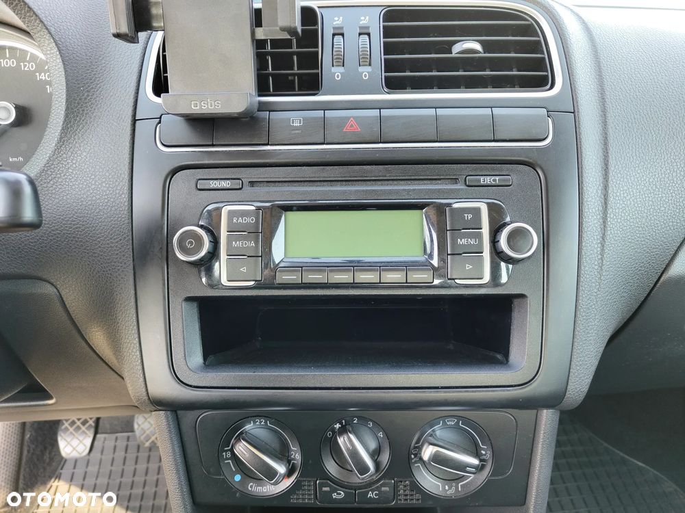 Volkswagen Polo 1.4 16V Trendline - 18