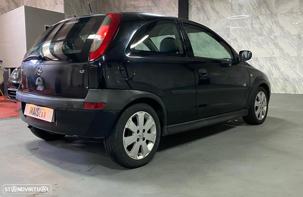 Opel Corsa 1.2 16V Confort - 5