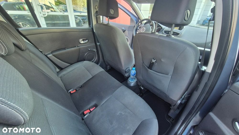 Renault Clio 1.2 16V TCE Dwudziestka - 15