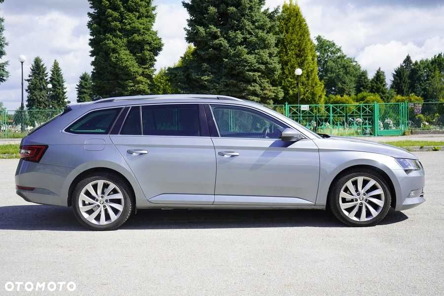 Skoda Superb 2017 photo 4