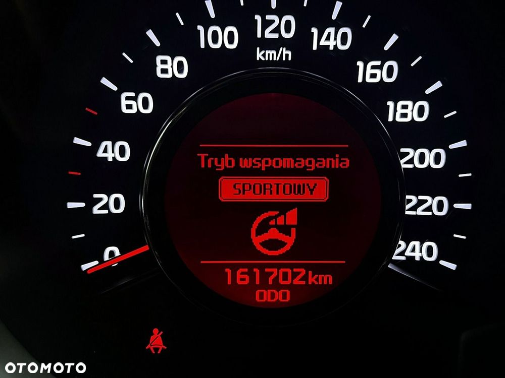 Kia Ceed - 32