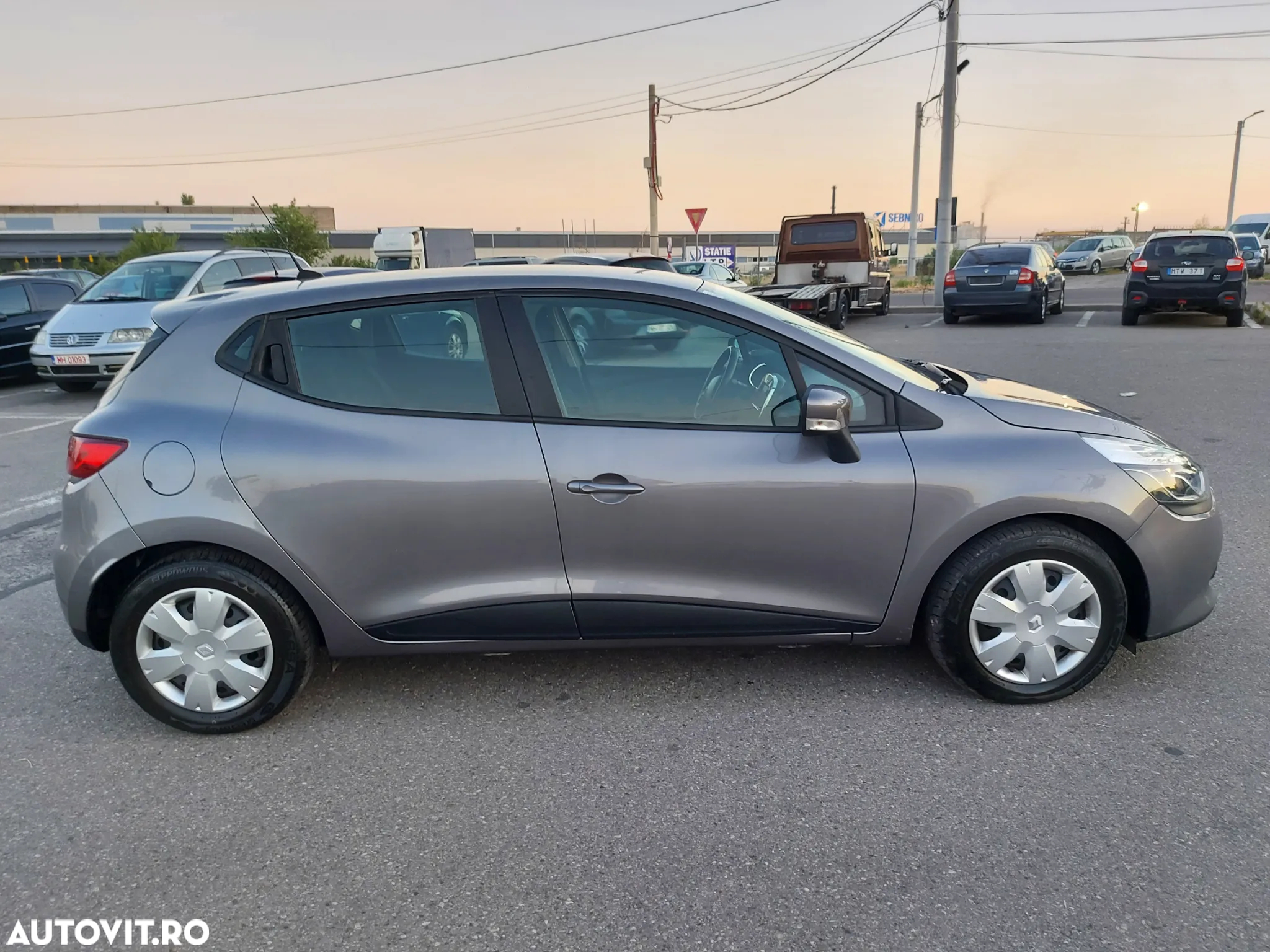 Renault Clio - 9