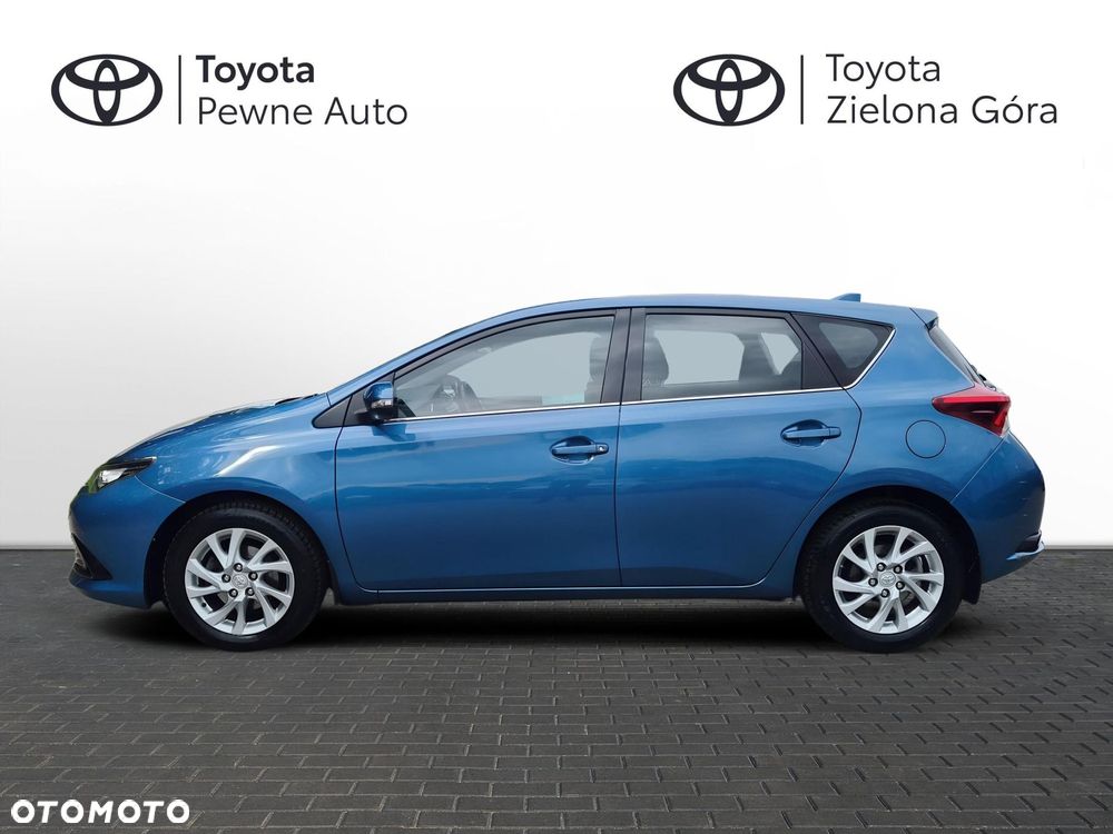 Toyota Auris - 2
