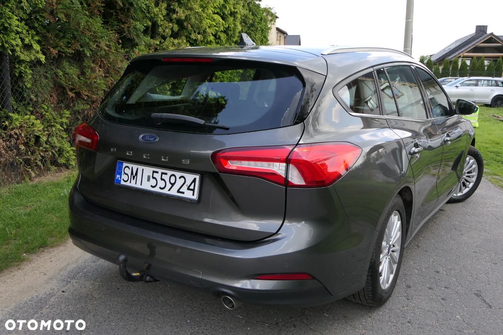 Ford Focus 1.5 EcoBlue STart-Stopp-System TITANIUM - 4