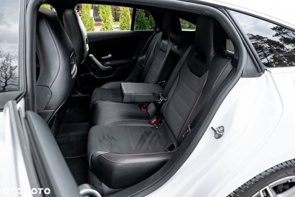 Mercedes-Benz CLA 200 d 8G-DCT Edition AMG Line - 19