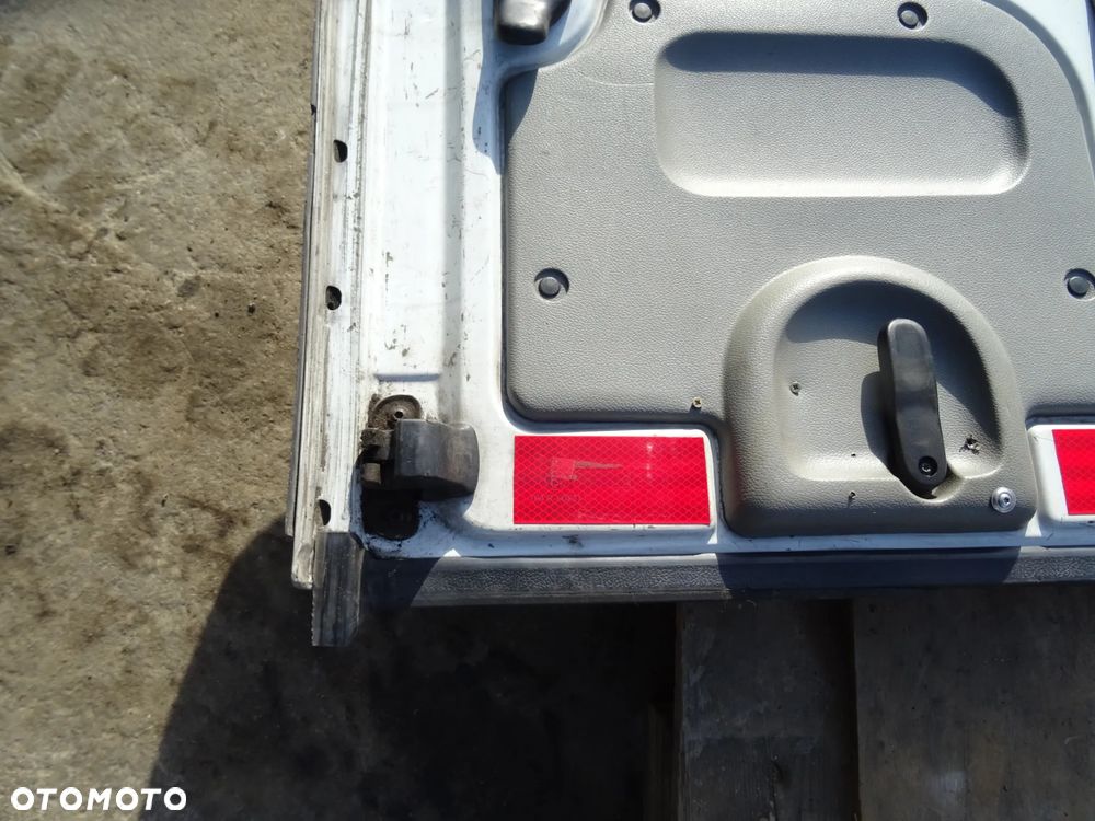 Drzwi Prawe Tył Renault Kangoo I Lift D389 (Gołe) - 15