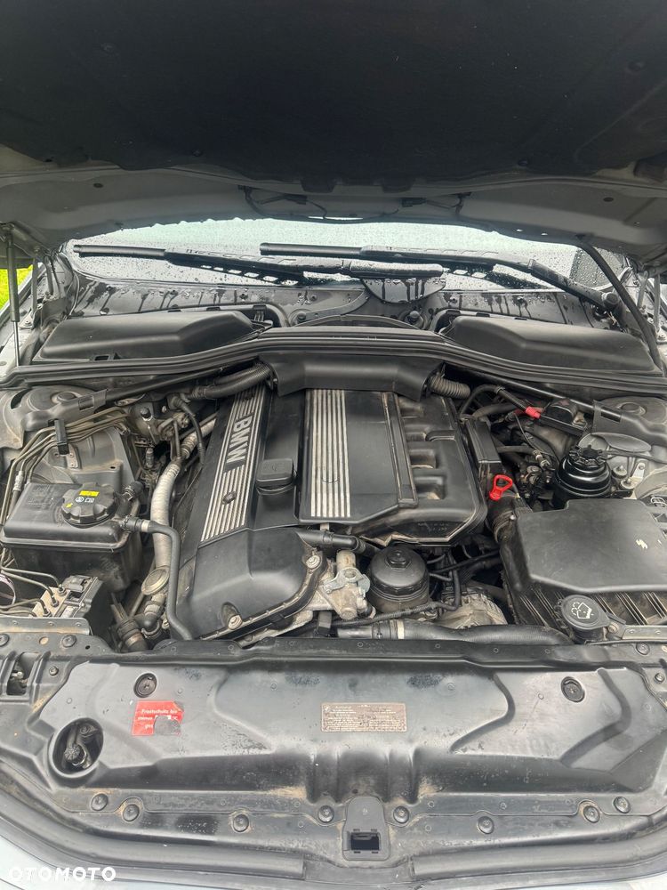 BMW Seria 5 520i - 16
