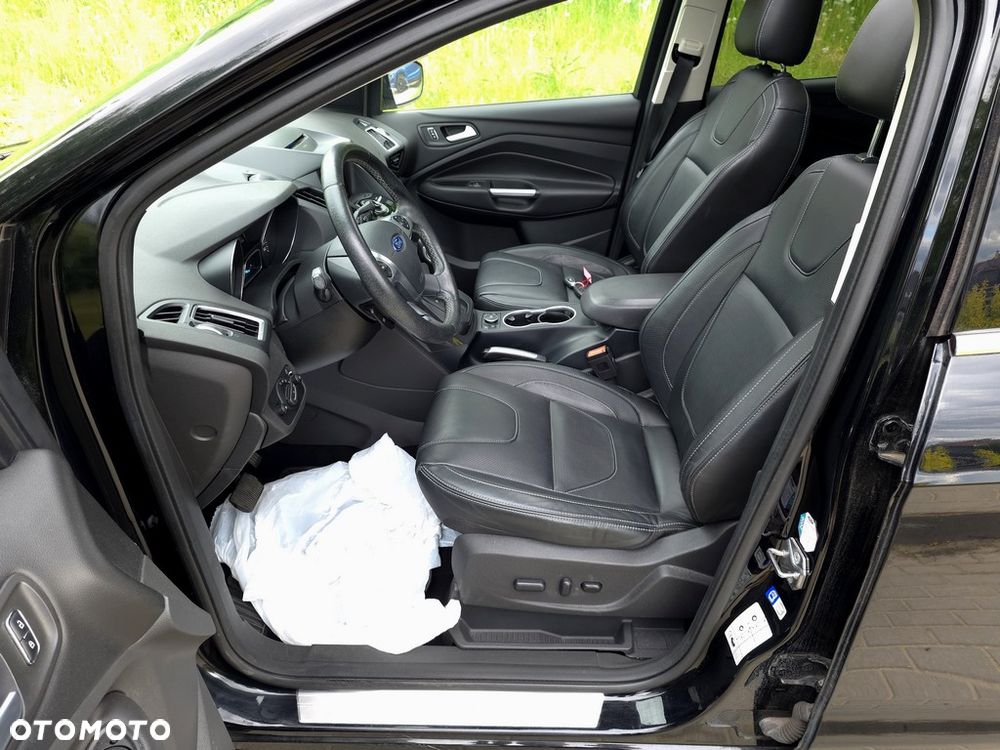 Ford Kuga 2.0 TDCi 4WD Titanium - 5