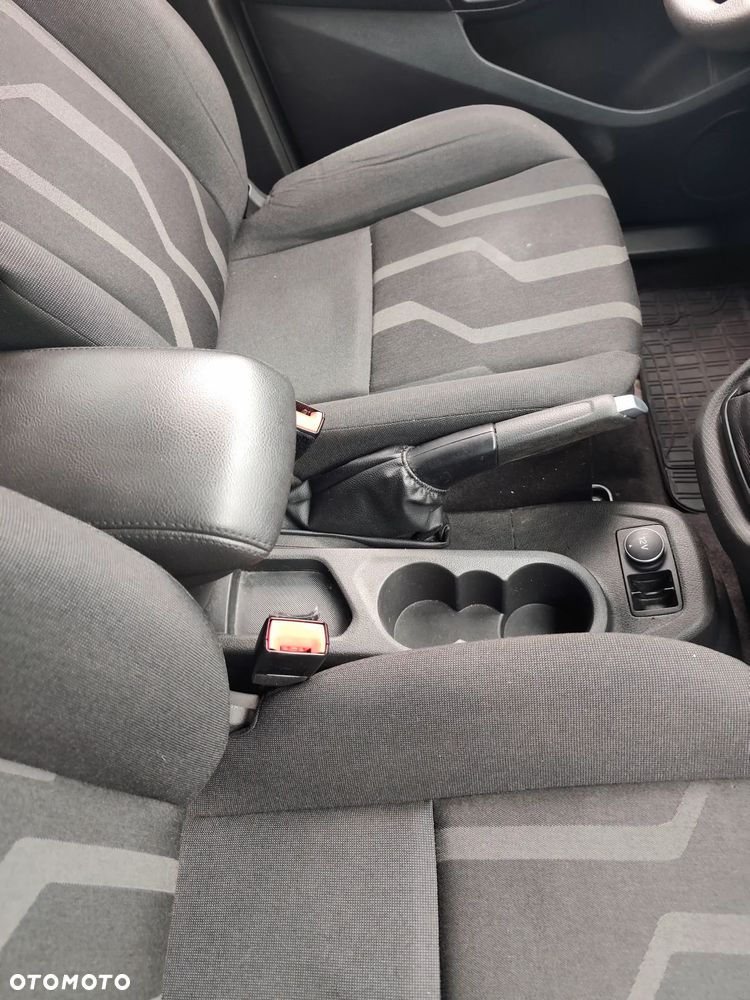 Ford Transit Connect - 15