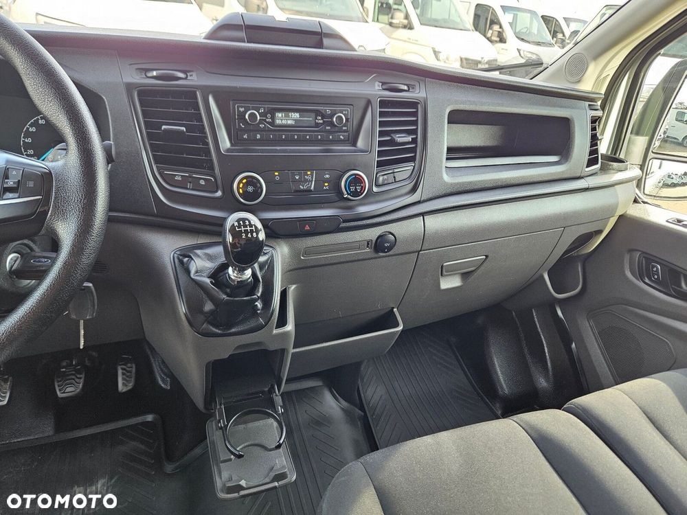 Ford transit - 24