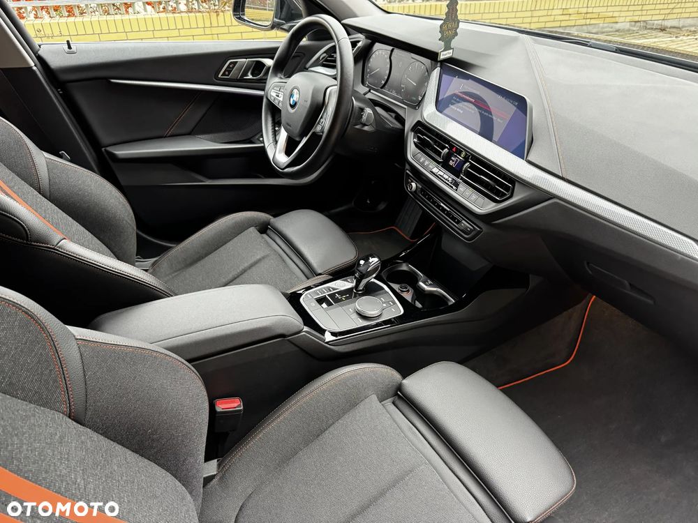 BMW Seria 1 118i Sport Line - 21