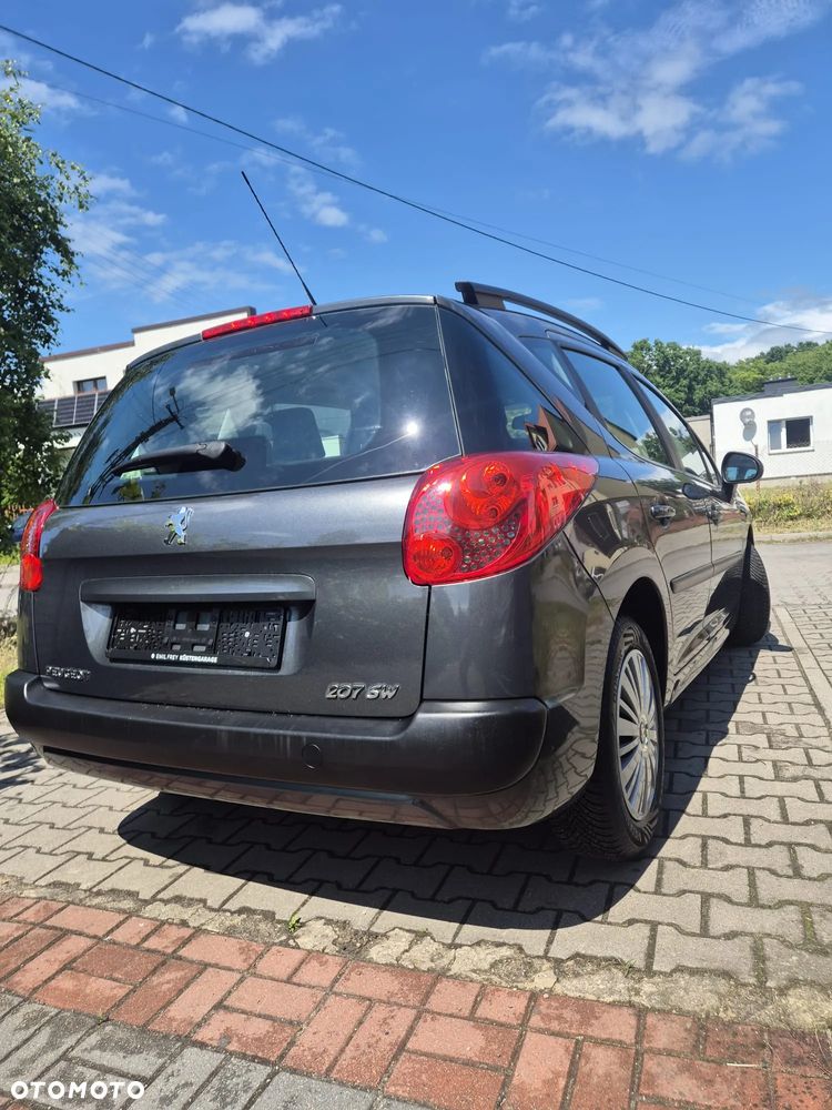Peugeot 207 75 Urban Move - 6