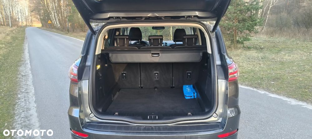 Ford S-Max 2.0 EcoBlue Titanium - 24
