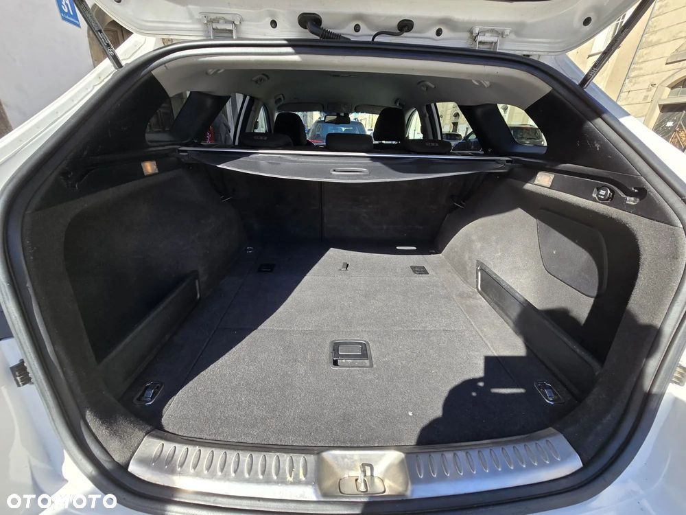 Hyundai i40 - 20