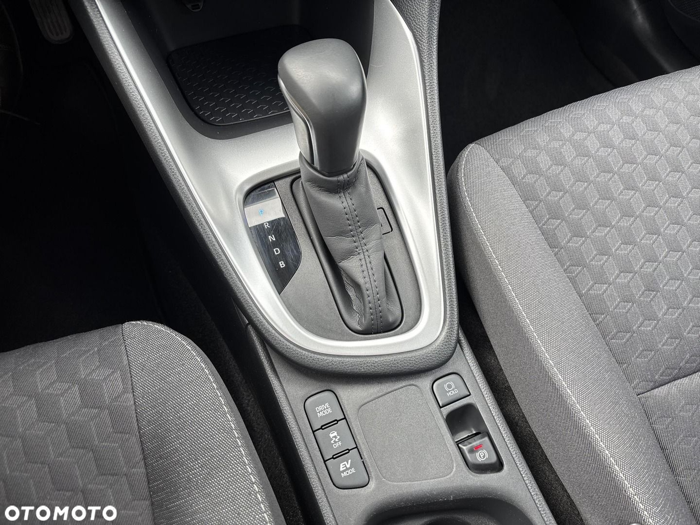 Toyota Yaris - 23
