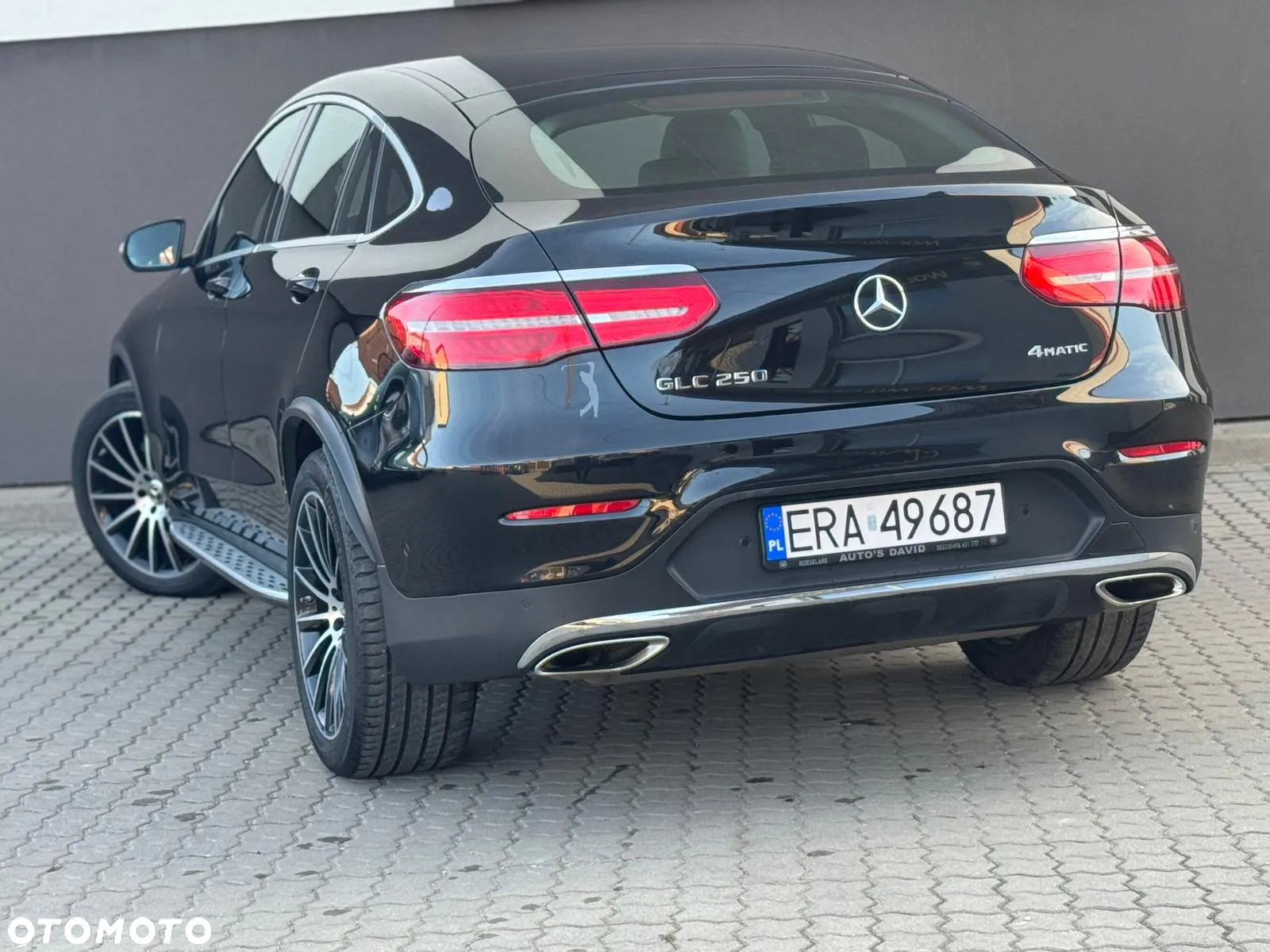 Mercedes-Benz GLC 250 Coupe 4Matic 9G-TRONIC AMG Line - 21