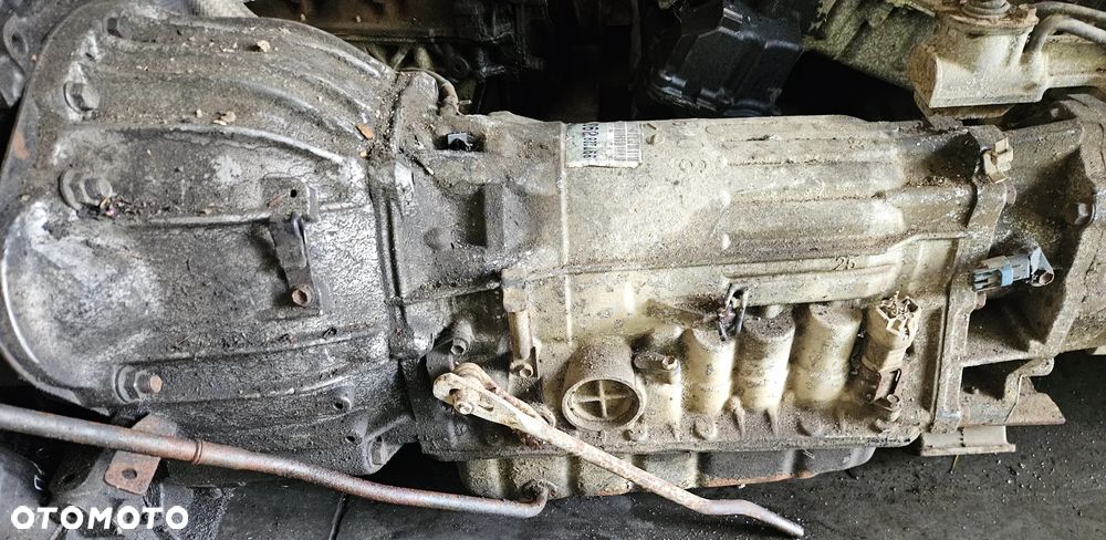 Isuzu Trooper Monterey  3.0 D DOHC Turbo TD skrzynia biegów automat  reduktor skrzyni  897228-8930 - 2