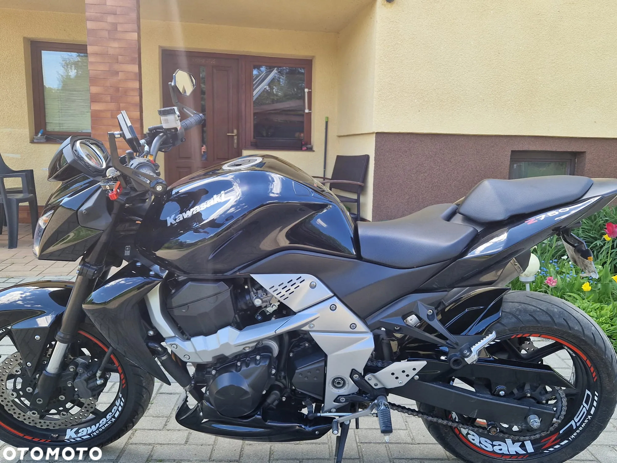 Kawasaki ZR - 4