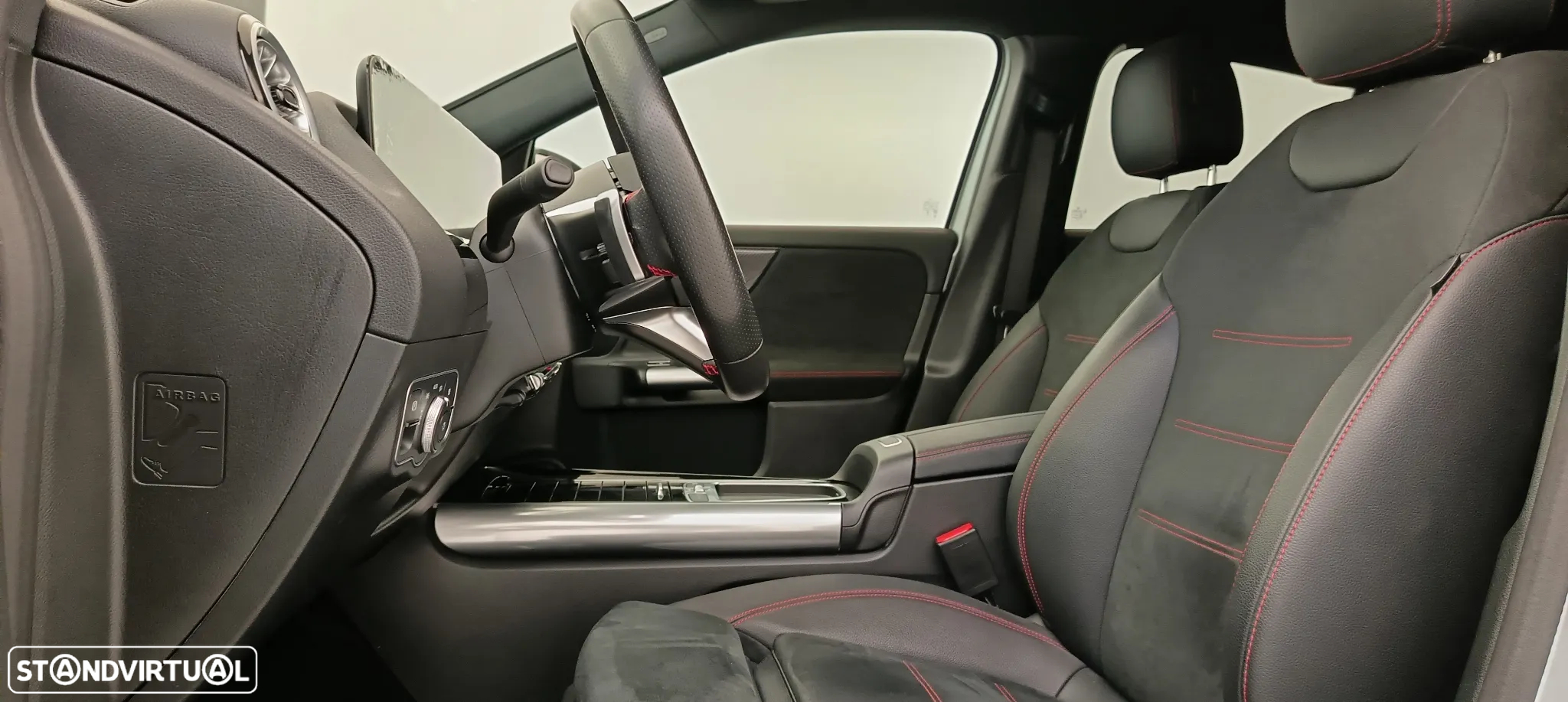 Mercedes-Benz GLA 250 e AMG Line - 27