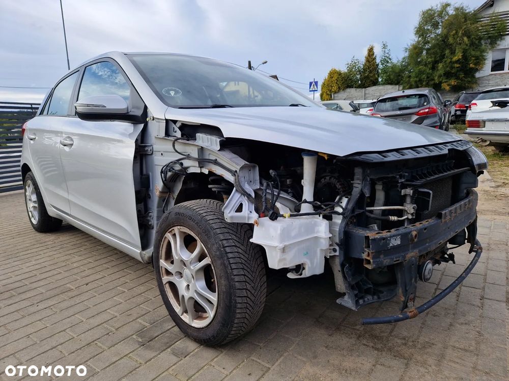 Hyundai i20 - 8