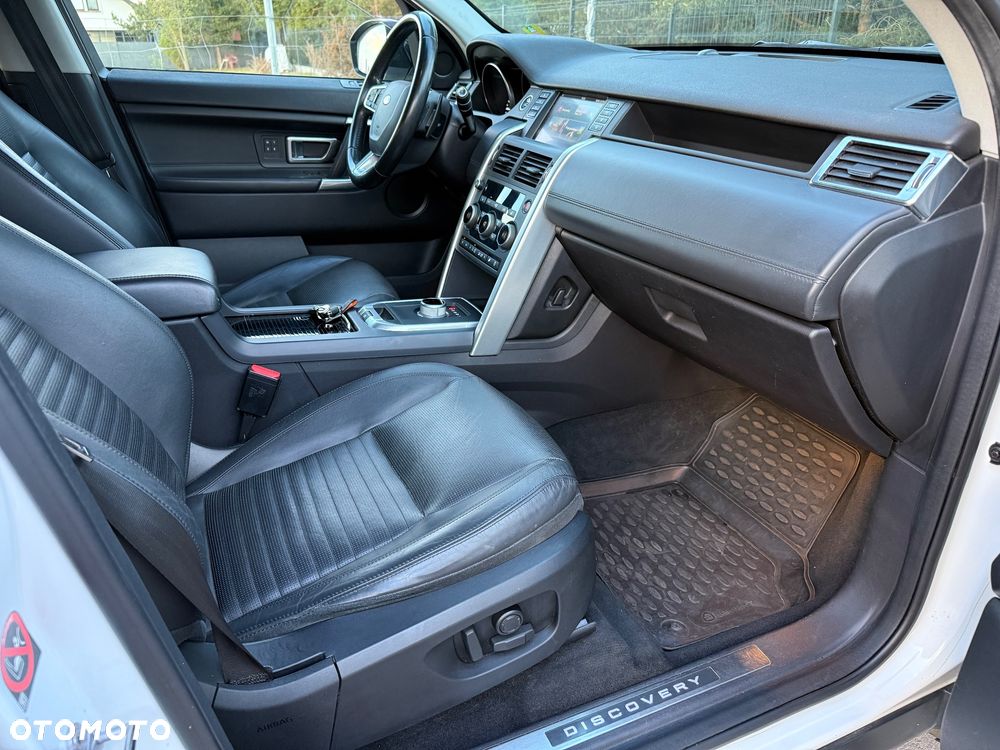 Land Rover Discovery Sport TD4 HSE Luxury - 17