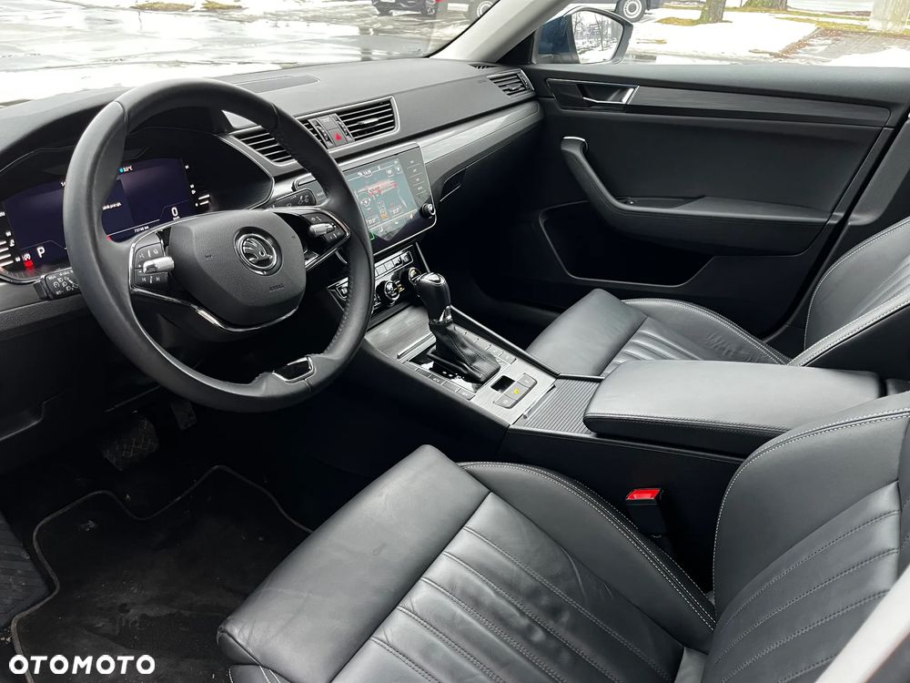 Skoda Superb 2.0 TDI SCR Style DSG - 6