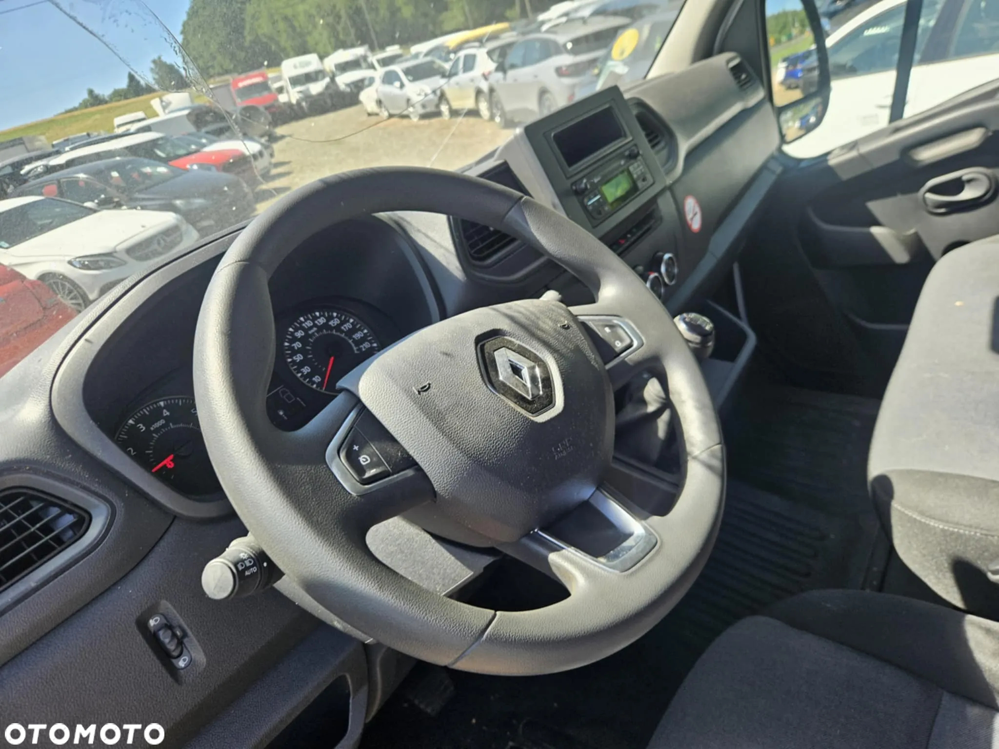 Renault MASTER  L2H2  2024 rok  2.3 DCI - 9
