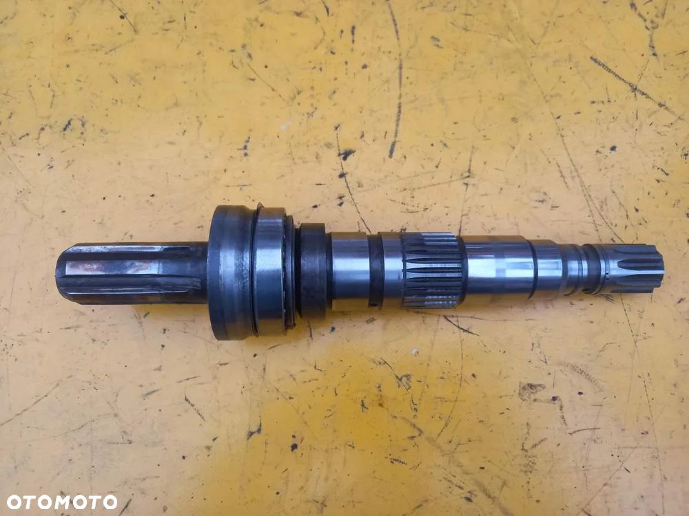 Kosz przedniego napędu Z48 przystawka Massey Ferguson 6180 - 19