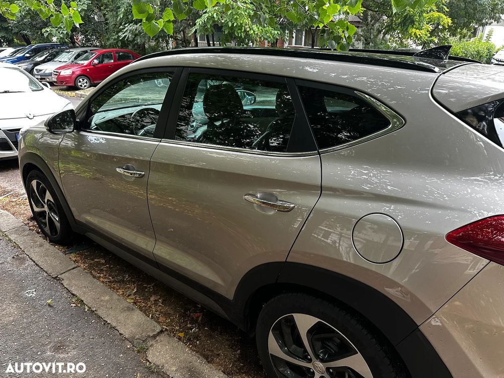 Hyundai Tucson 2.0 CRDI 4WD 6AT Premium+ - 8