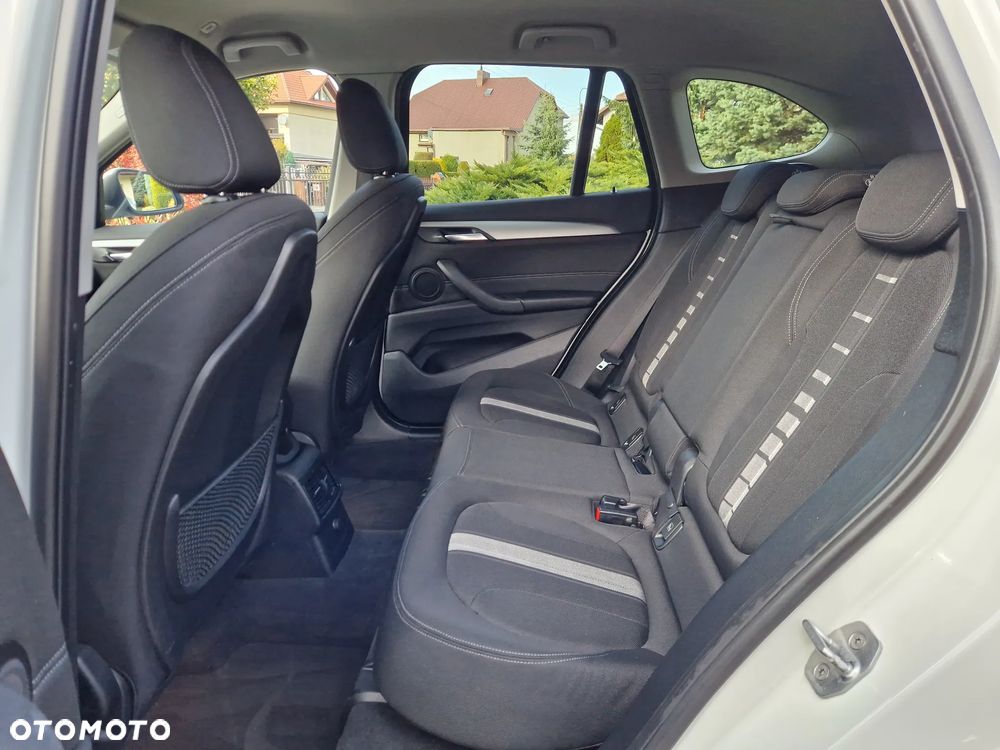 BMW X1 sDrive18i Sport Line - 15