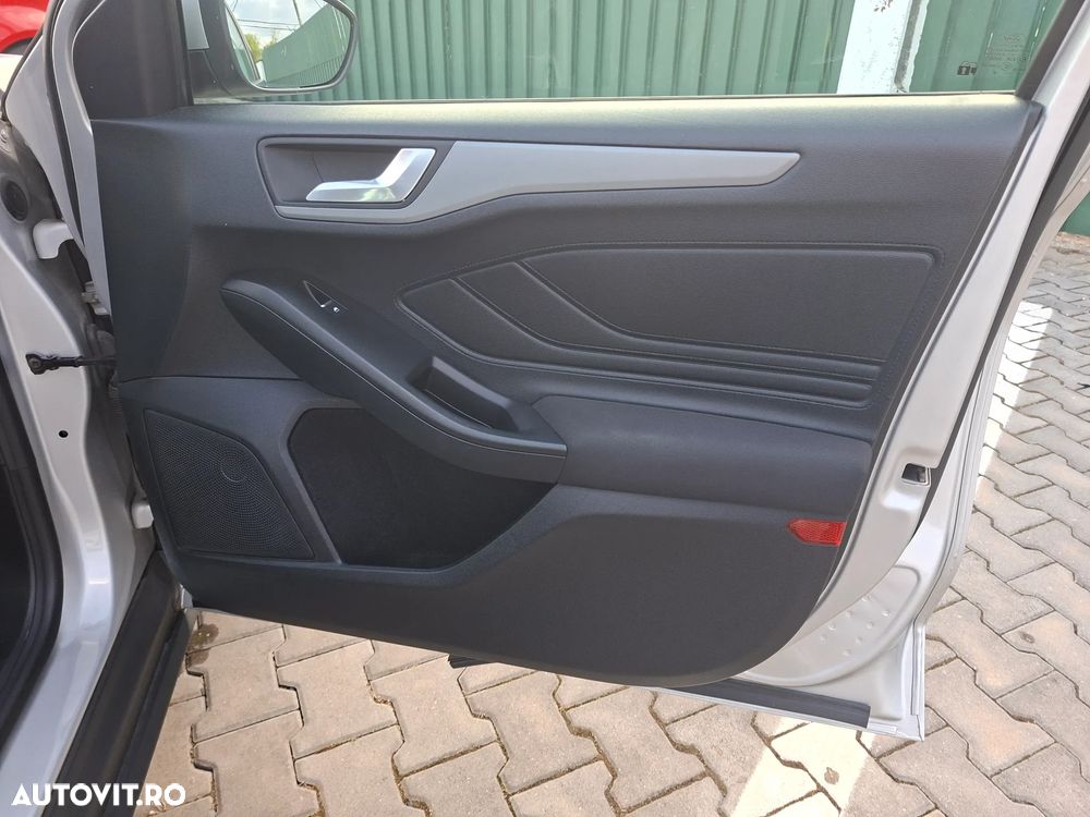 Ford Focus 1.5 EcoBlue Start-Stopp-System Aut. ACTIVE X - 14