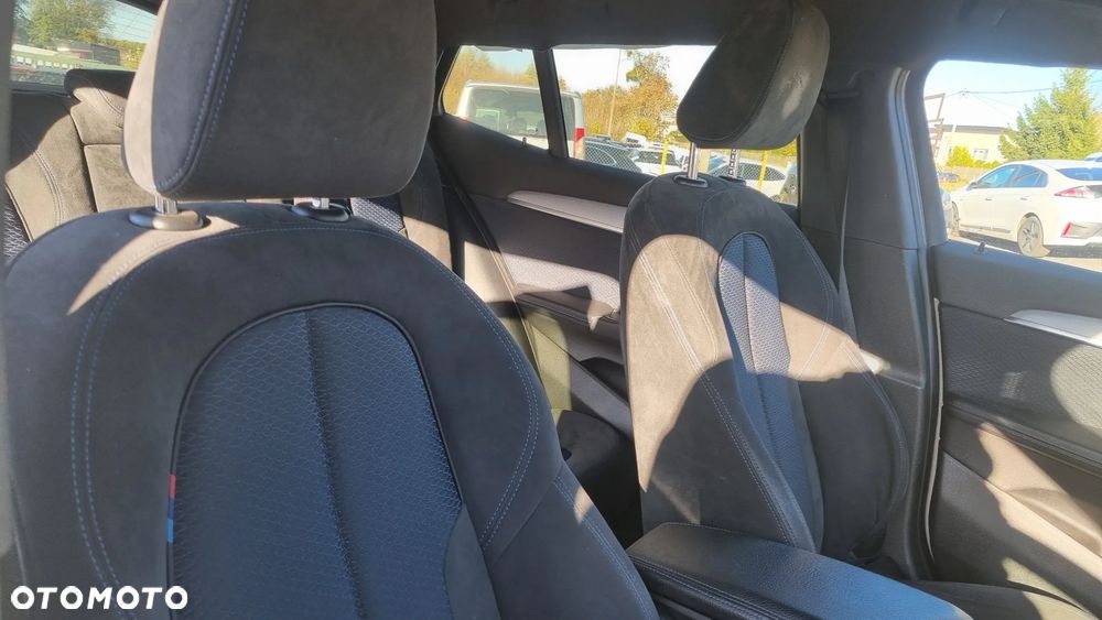 BMW X2 sDrive18i Advantage Plus - 25