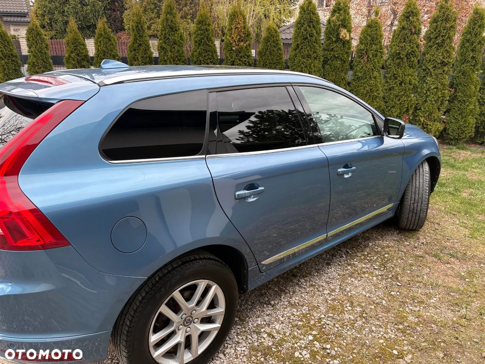 Volvo XC 60 D4 Drive-E Summum - 3