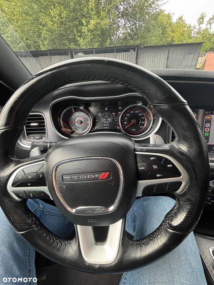Dodge Charger 6.4 Scat Pack - 24