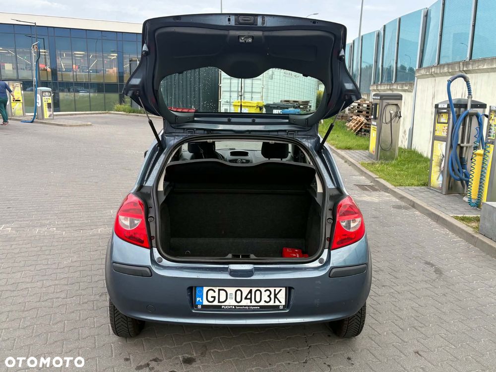Renault Clio - 6
