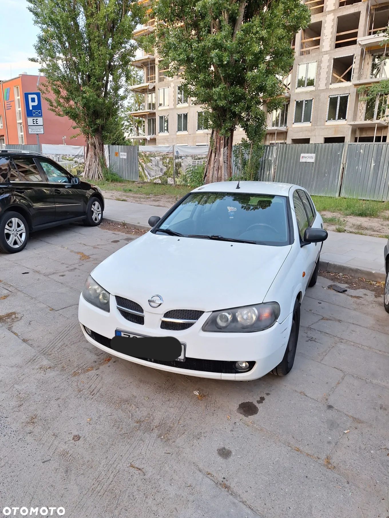 Nissan Almera - 1