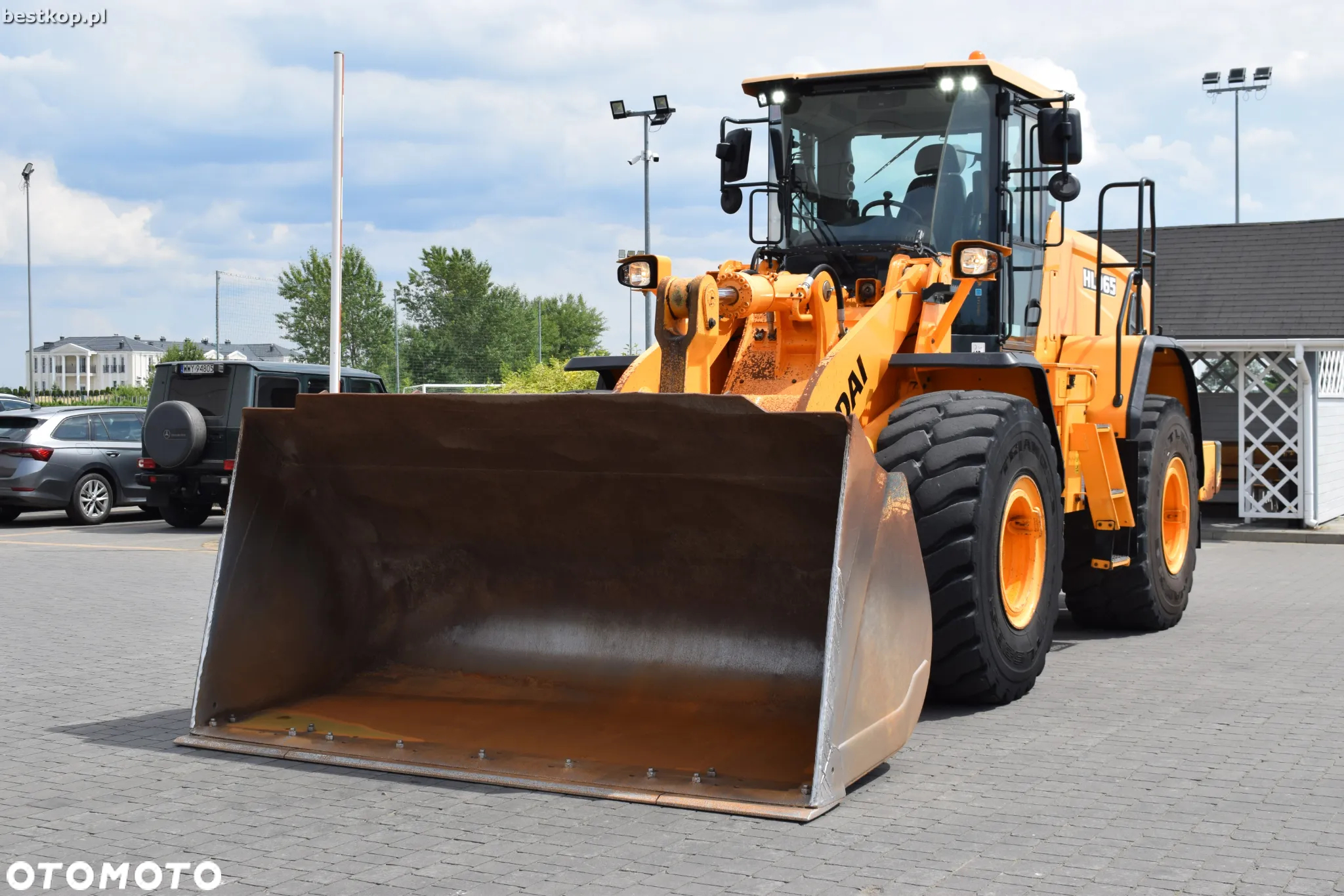 Hyundai HL965 - 12