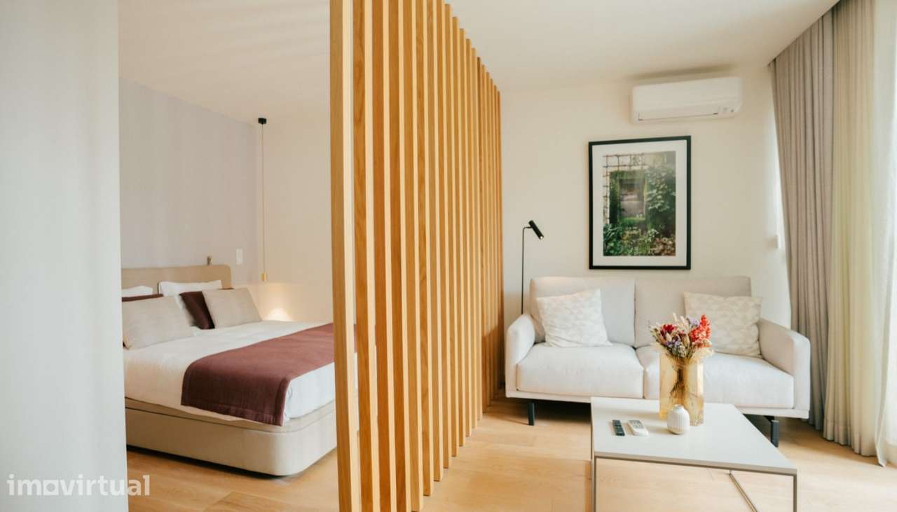 Apartamento turístico T0 à venda no centro do Porto - Grande imagem: 2/12