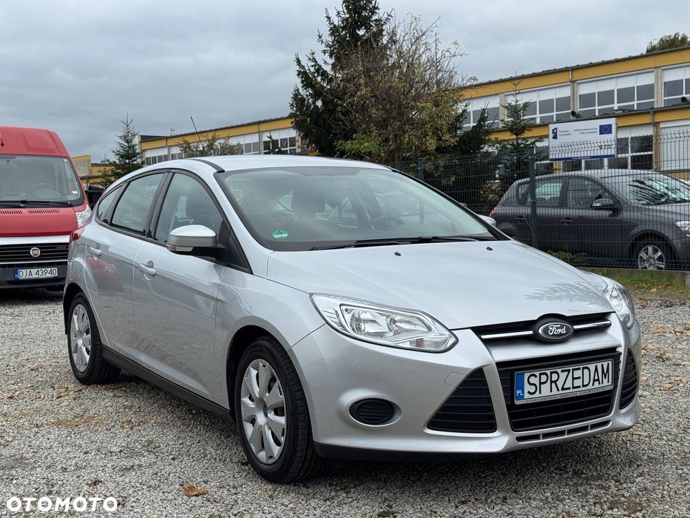 Ford Focus 2013 photo 2